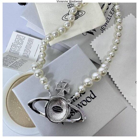 Vivienne Westwood Jewelry - Picture 2 of 4